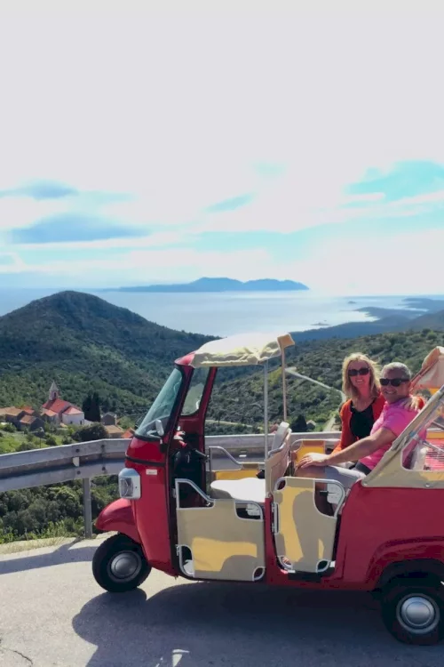 tuk tuk hvar experiences