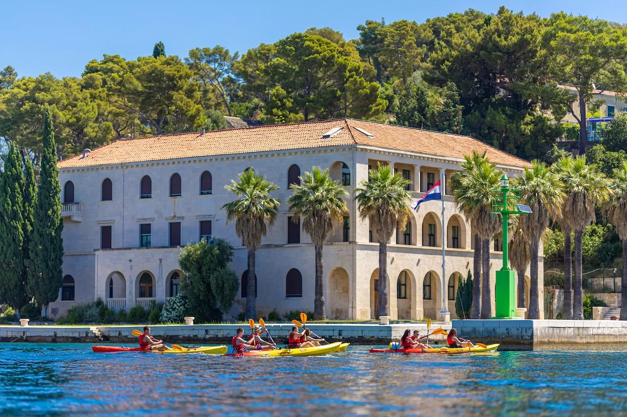 split-sea-kayaking-adriatic
